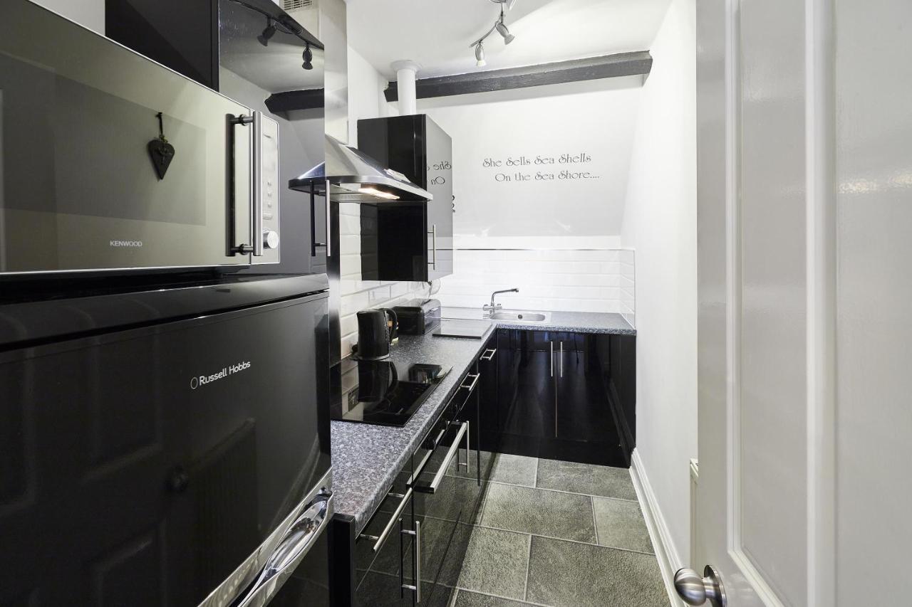 Host & Stay - Park Place Apartment Уитби Екстериор снимка