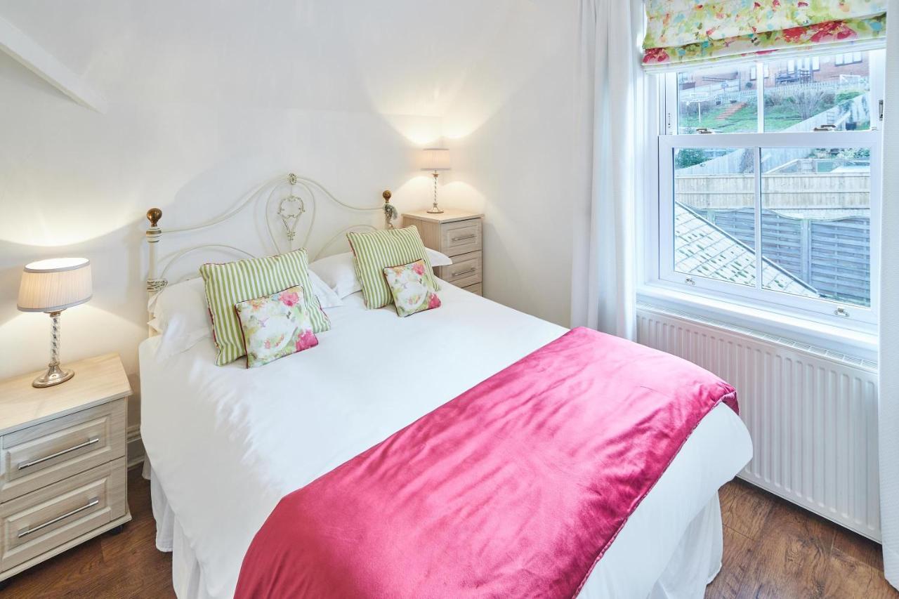 Host & Stay - Park Place Apartment Уитби Екстериор снимка